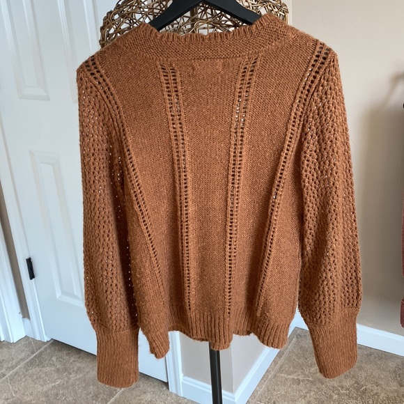 Blu Pepper Womens Brown Sweater Open Knit Eyelet Size Medium - Picture 5 of 5